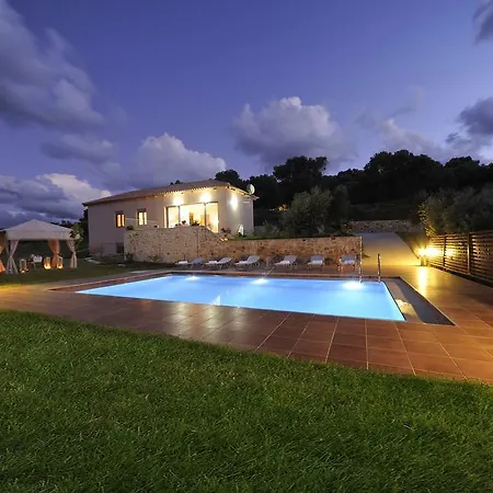 Kivotos Private Pool