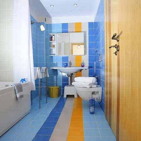 Kivotos Private Pool
